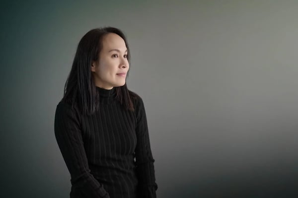 Qing Xi Ooi supports clients with hands-on analysis and strategic advice